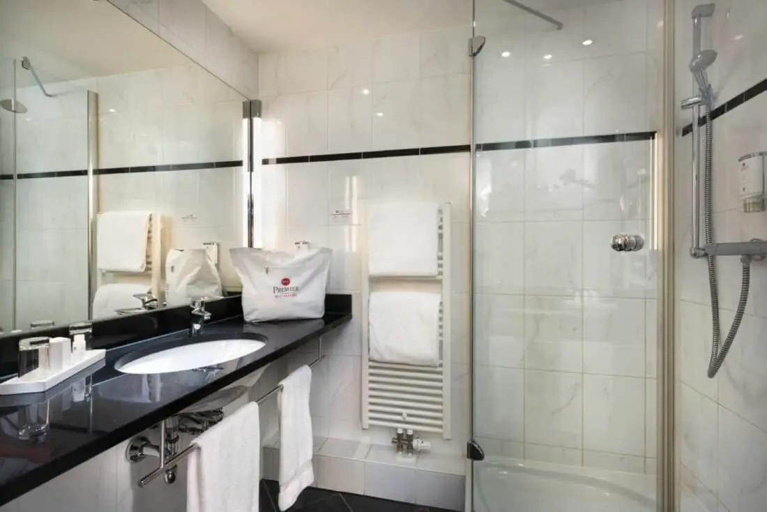 Badezimmer Best Western Premier Parkhotel Bad Mergentheim Hotel Motive Zimmer Bad