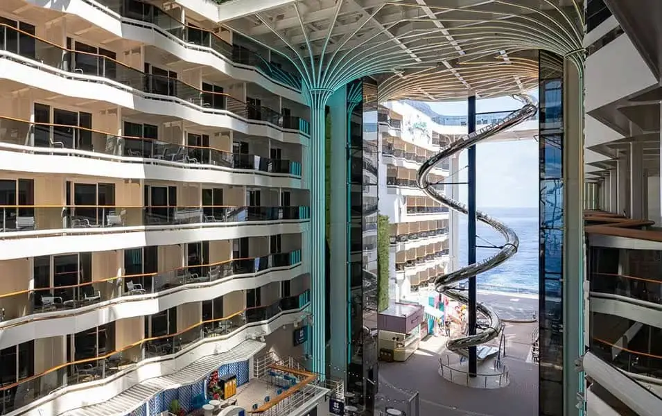 MSC World America - World Promenade