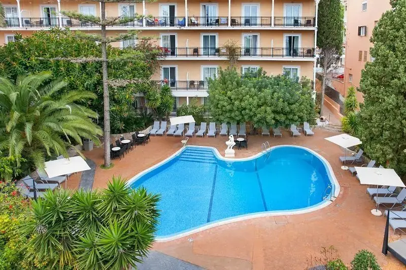 Hotel Morlans Garden - Außenpool