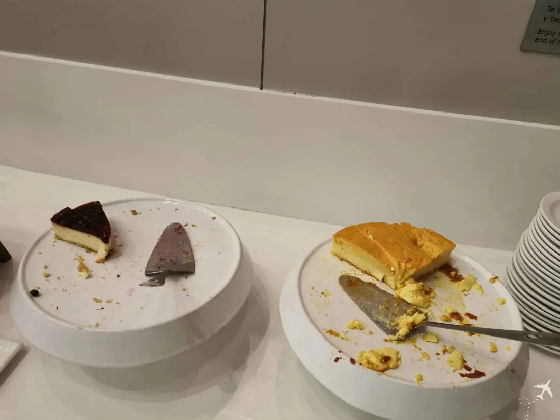 Avianca Diamond Lounge BOG Kuchen