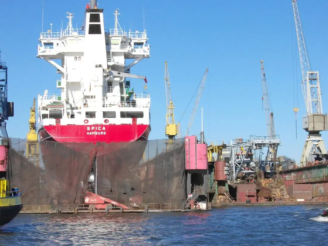 Hamburger Hafen Werft2