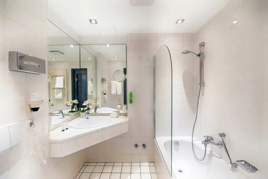 Welcome Hotel Bad Arolsen - Badezimmer