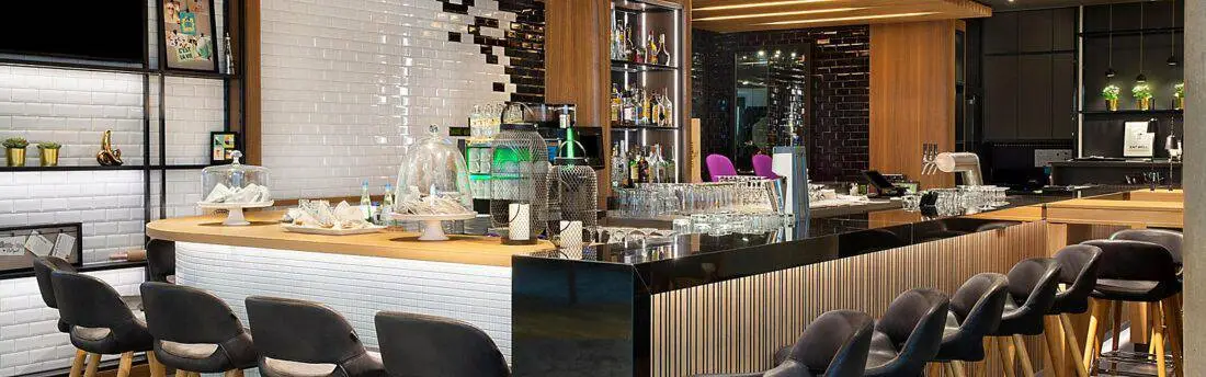 holiday inn stuttgart bar
