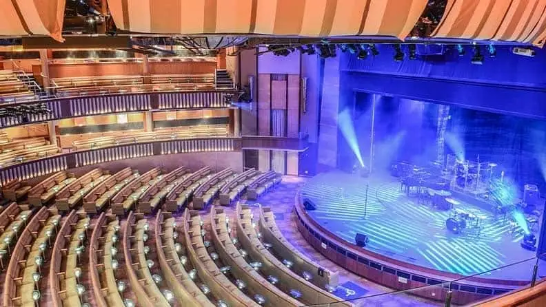 Celebrity Millennium - Theater