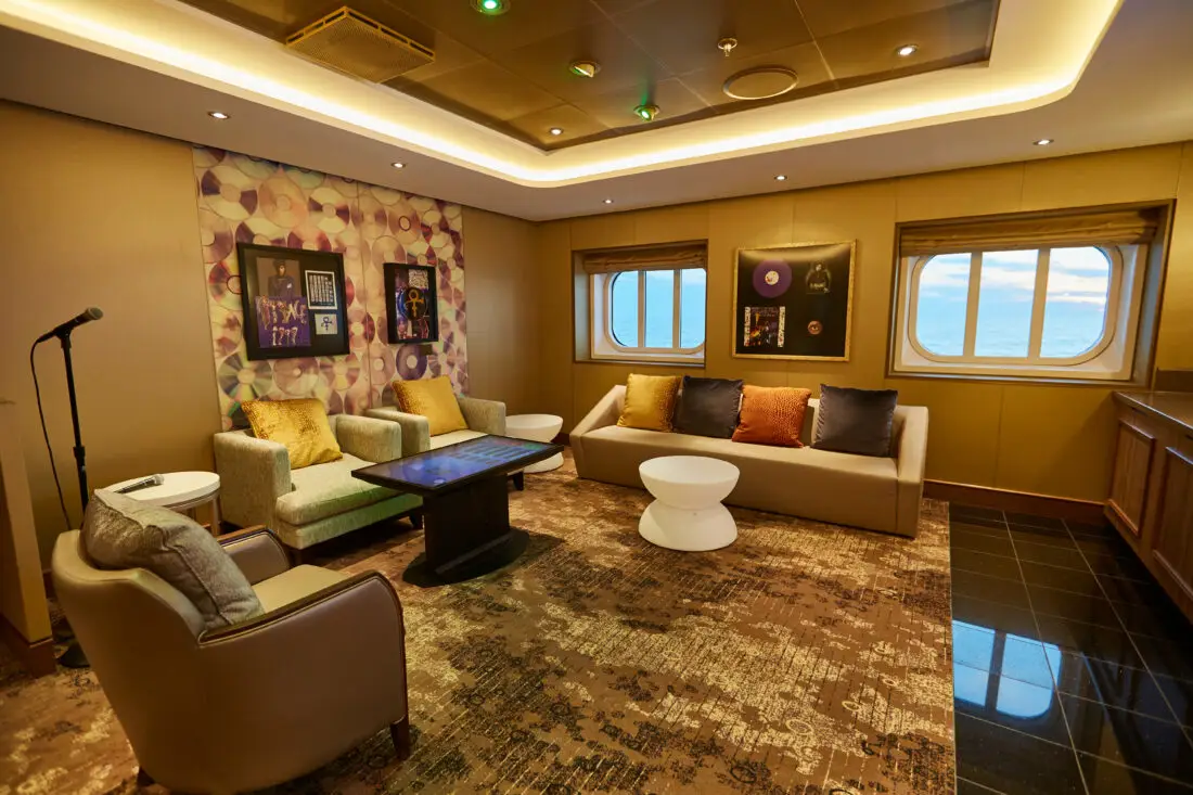 Majestic Princess Karaoke