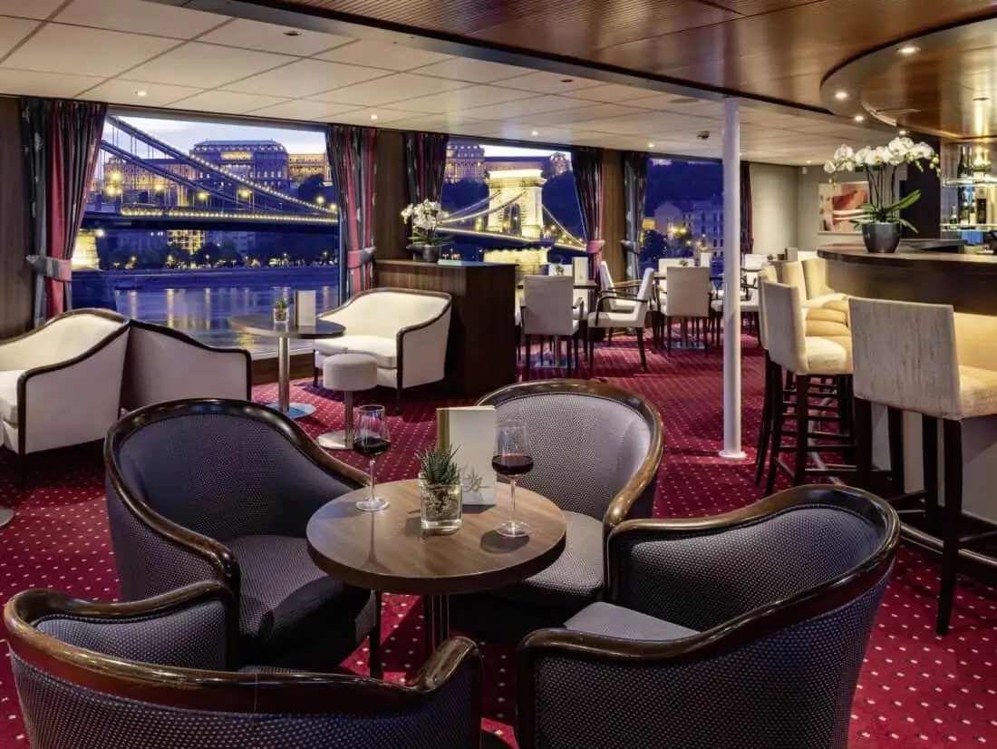 Bar © Lueftner Cruises 