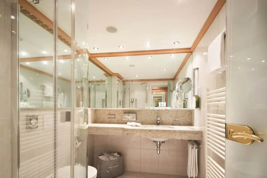 Cesta Grand Hotel Badezimmer