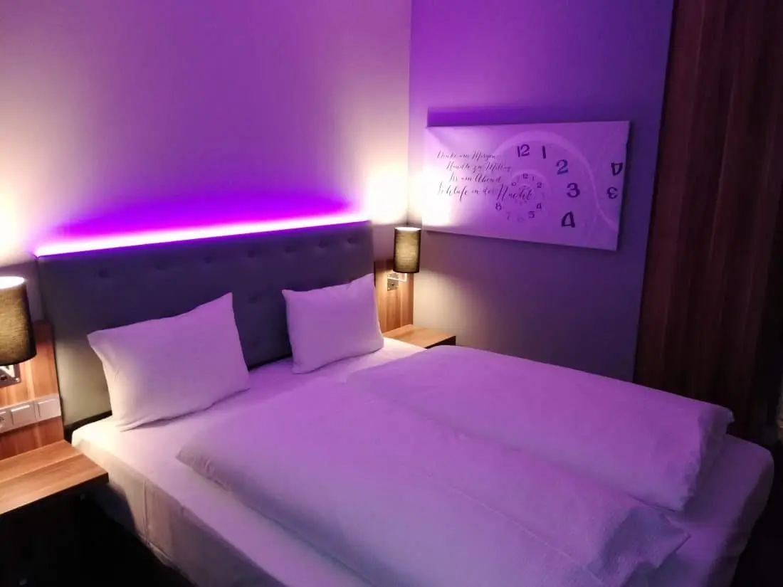 Zimmer Premier Inn Dusseldorf