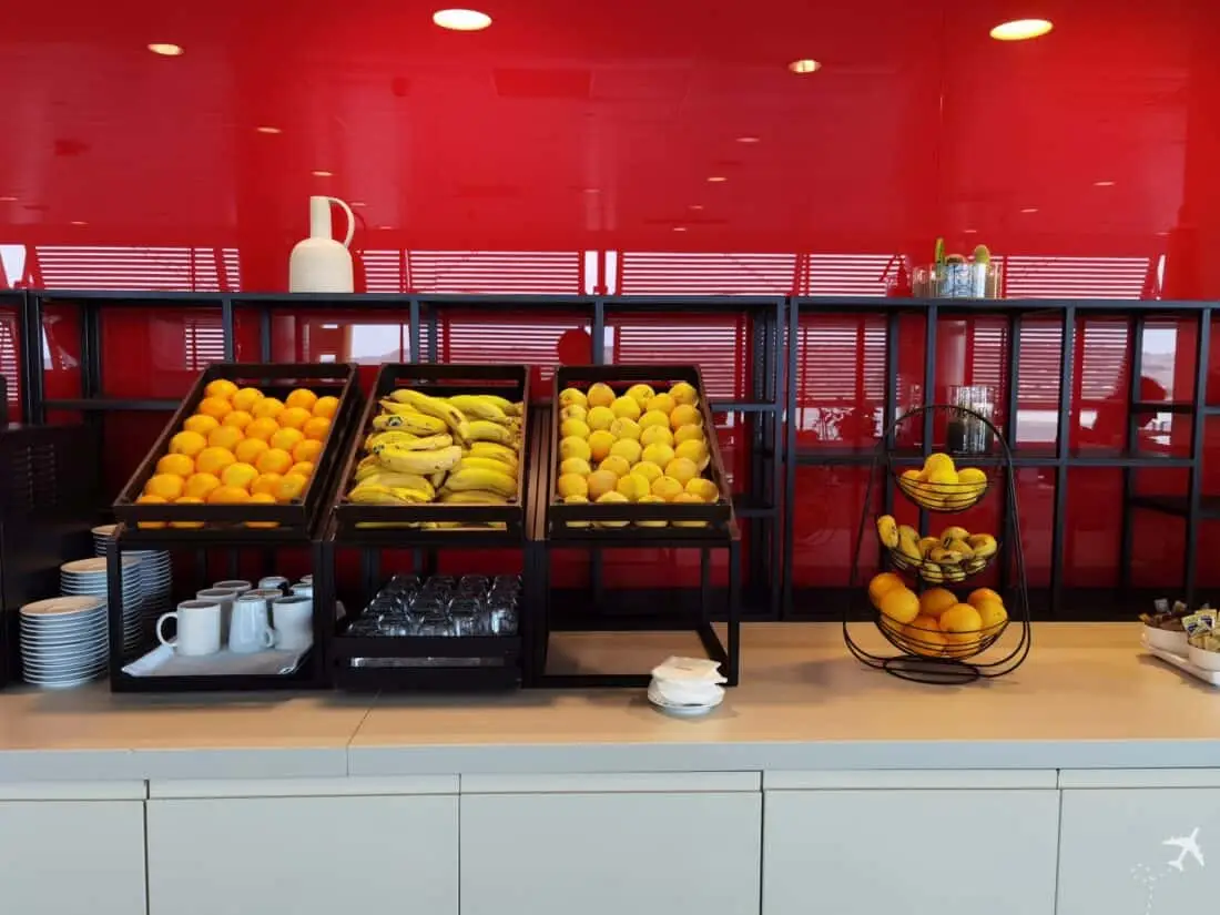 Iberia Velazquez Lounge MAD Obst