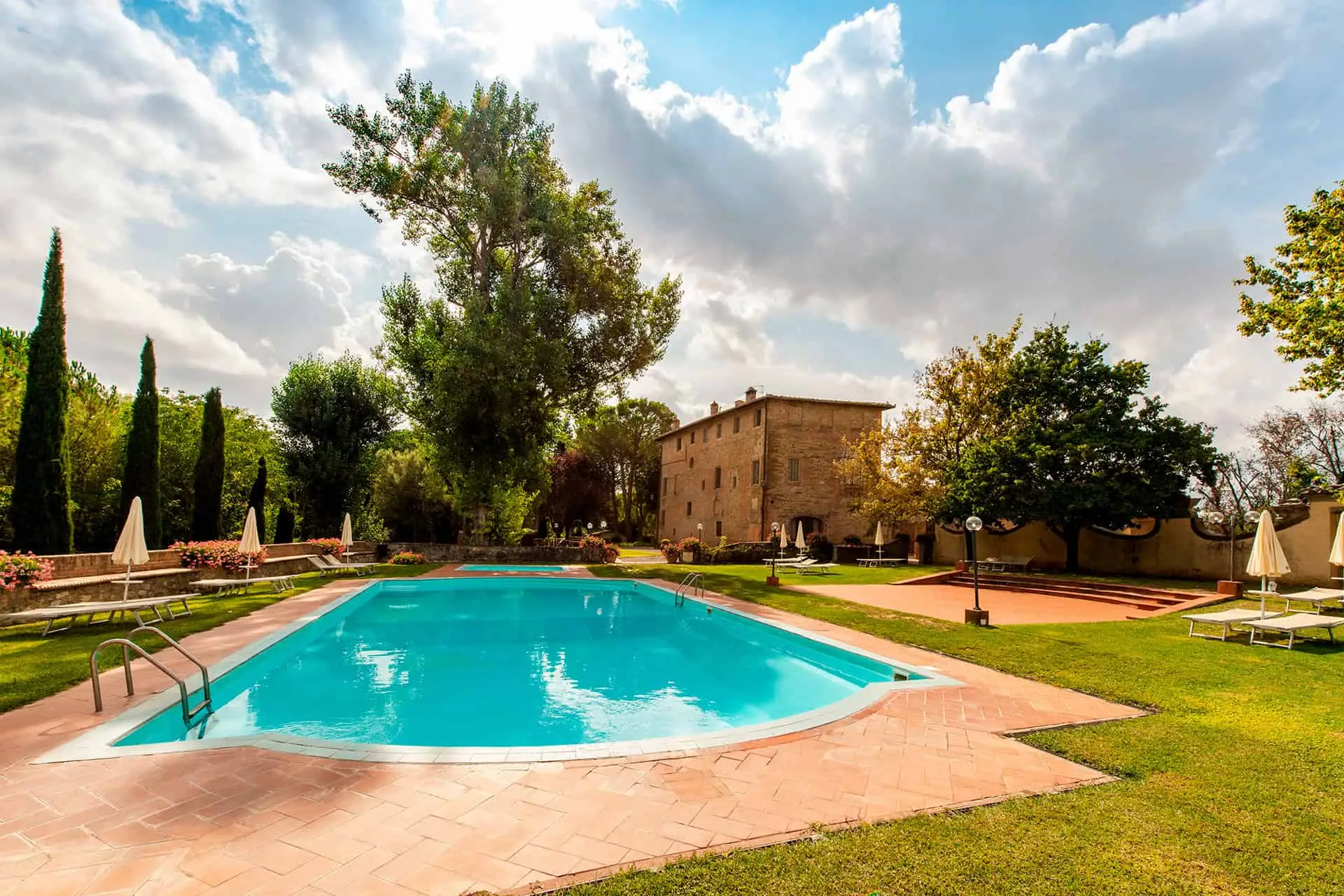 lorenzo siena pool