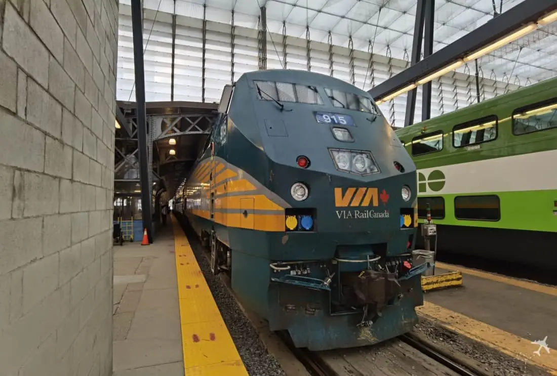 Via Rail Toronto Ottawa Lok