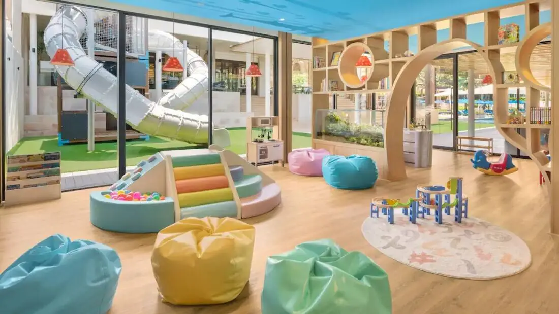 PHUHR P0534 Kids Club Interior.16x9