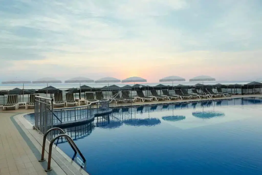 Aska Just in Beach Hotel 5 