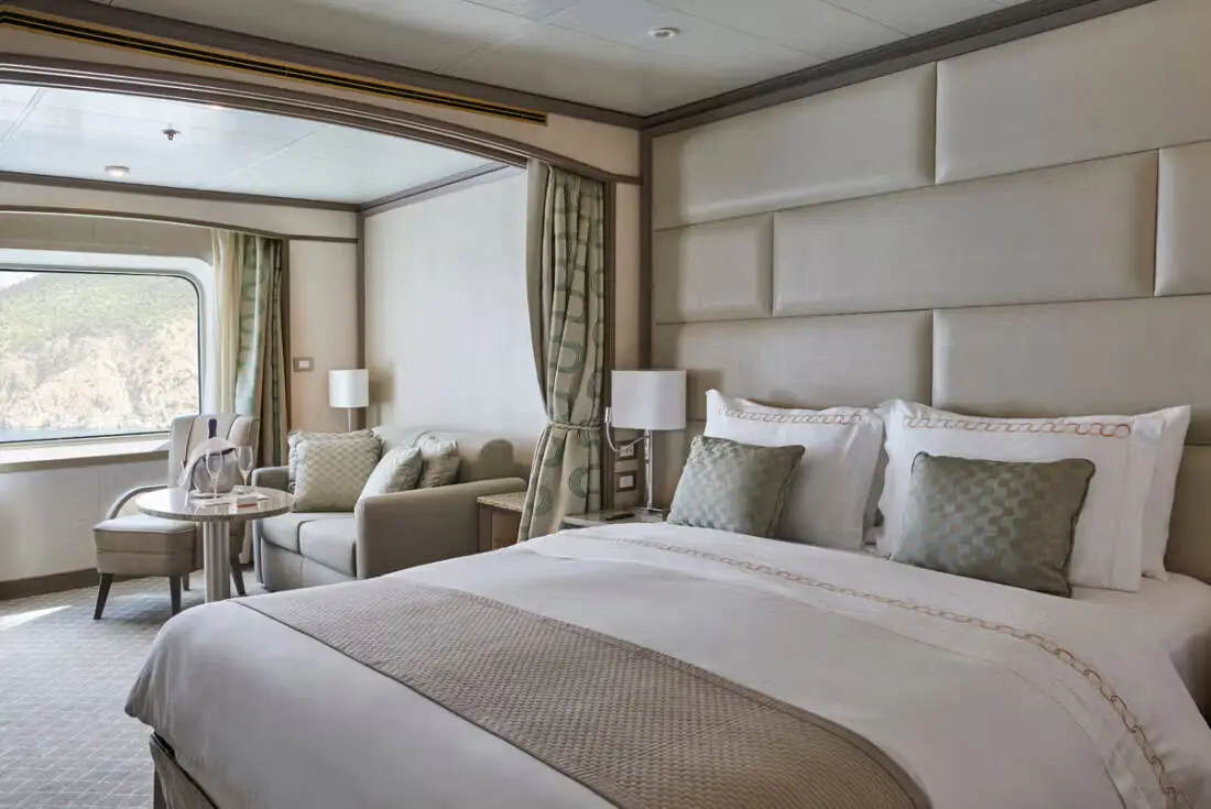Silver Shadow - Vista Suite