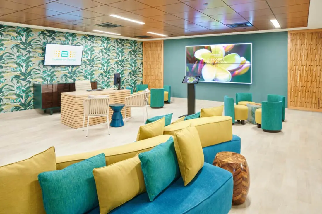 Outrigger Beachcomber Hotel - Lounge
