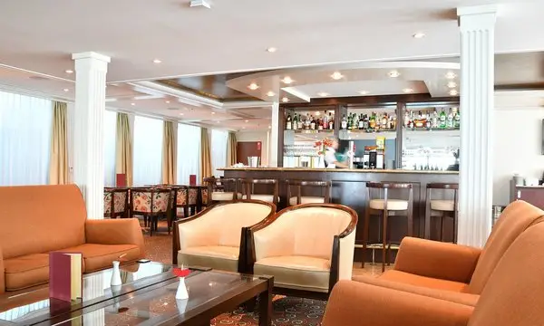 Lady Cristina - Bar