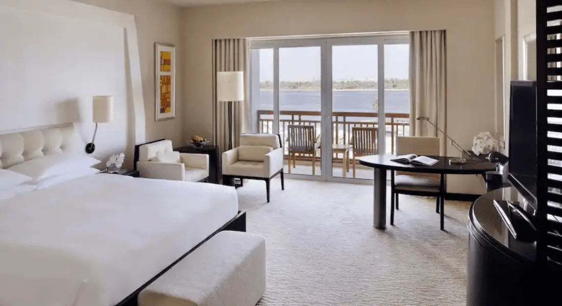 King Zimmer Park Hyatt Dubai