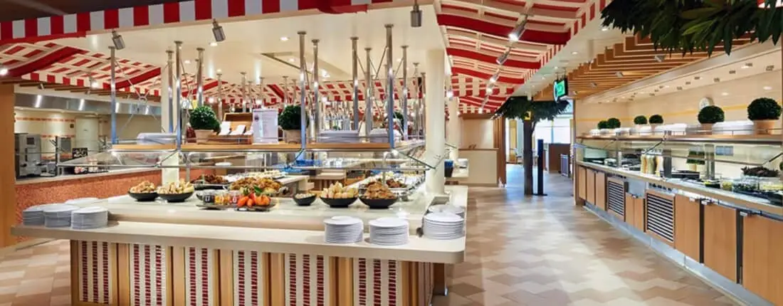 Carnival Valor - Lido Marketplace Buffetrestaurant