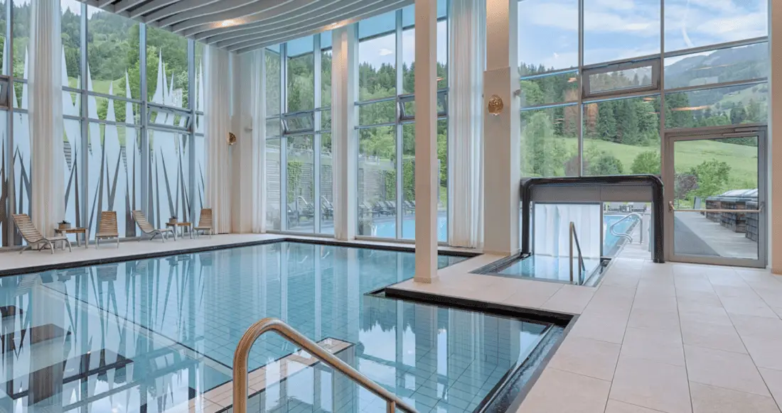 kempinski tirol schwimmbad