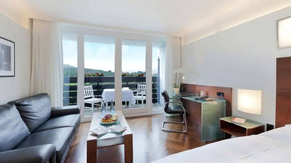 Allgaeustern Hotel Doppelzimmer Balkon